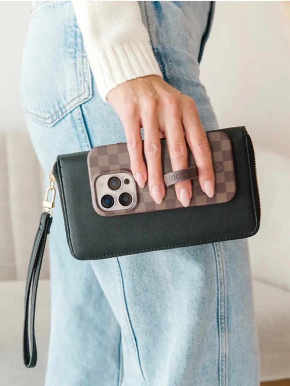 Loopy iPhone 14 Cocoa Checkered Case
